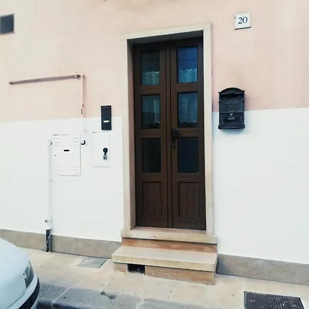 Gius House Appartamento *