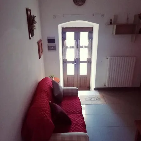 Gius House *